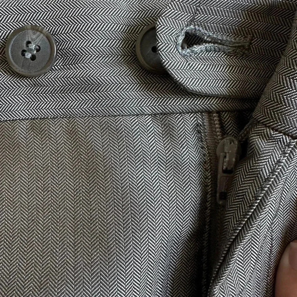 VTG PHAT FARM Premium Dress Pants Mens 51R Slacks Gray Silver Satin Pleat Cuff - Picture 8 of 10